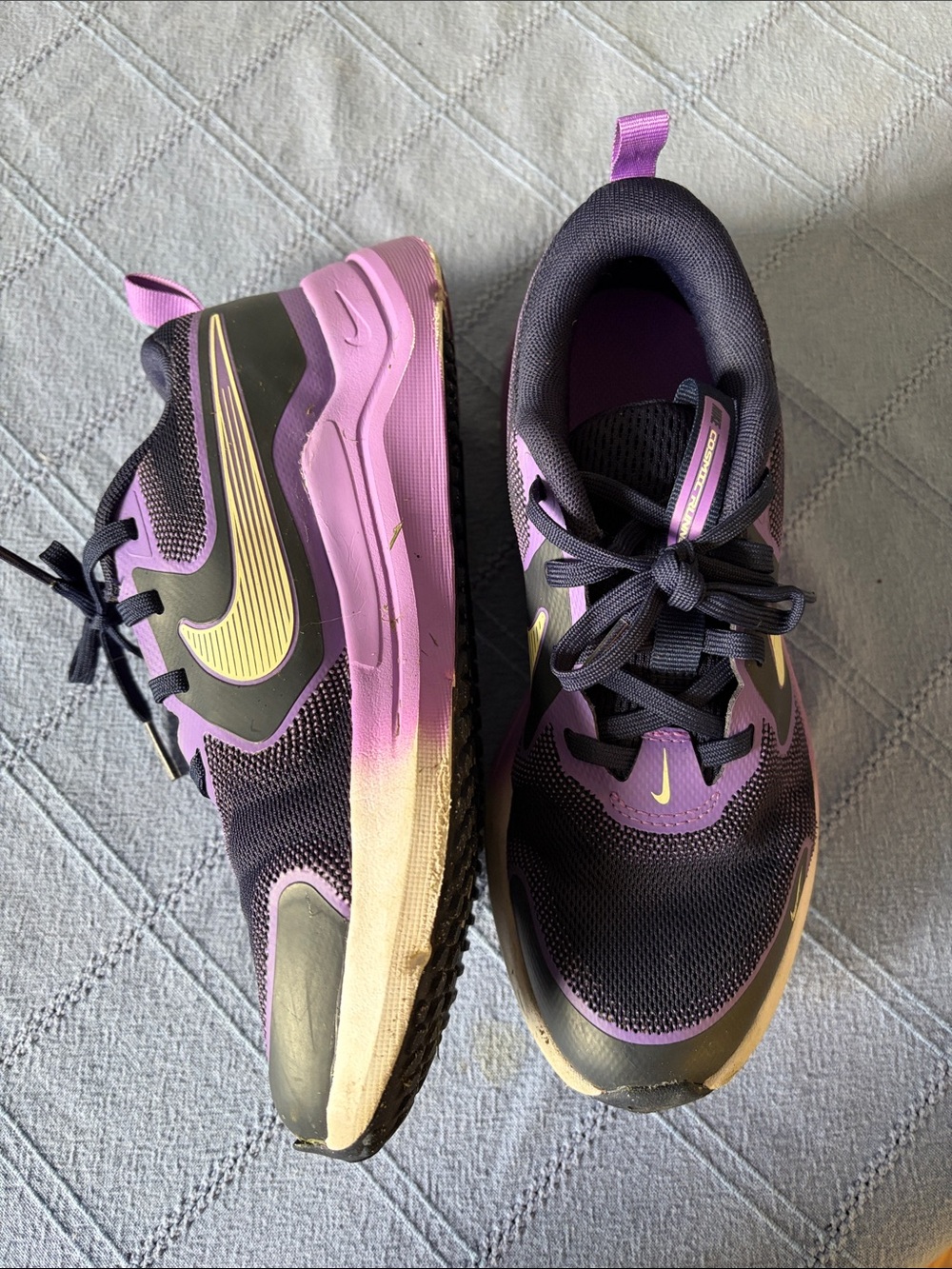 Girls Nikes